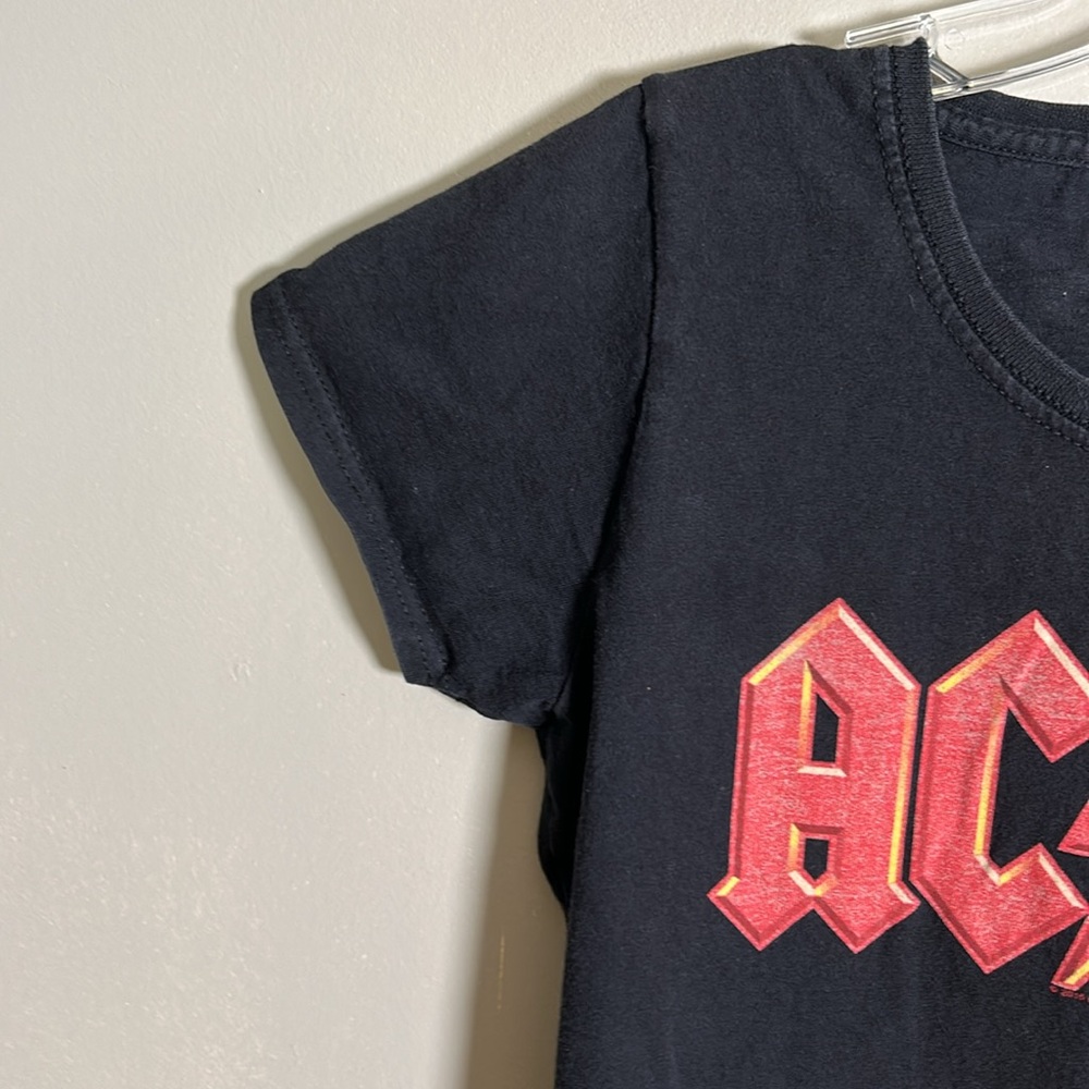 AC DC Women’s Fruit of The Loom 100% Cotton Y2K Black T-Shirt Size Small - Picture 6 of 9
